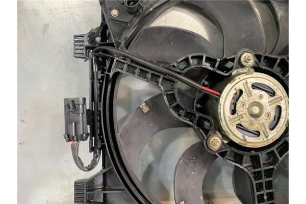 Recambio de electroventilador para ford ka (ccu) 1.2 referencia OEM IAM 878300600 879400600 