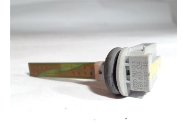 Recambio de sensor temperatura habitaculo izquierdo para seat leon (1p1) 1.9 sport limited referencia OEM IAM 4B0820539 28070807