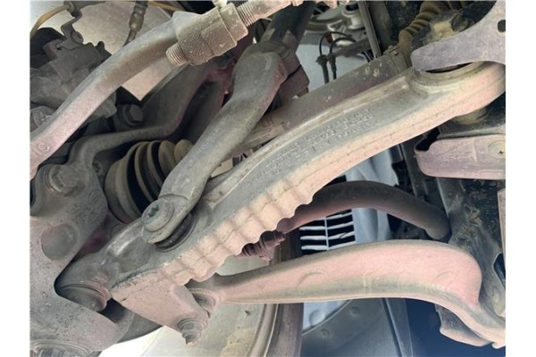 Recambio de brazo suspension delantero izquierdo para jaguar f-pace 2.0 r-sport awd referencia OEM IAM T4A41757 J9D33C255BB 