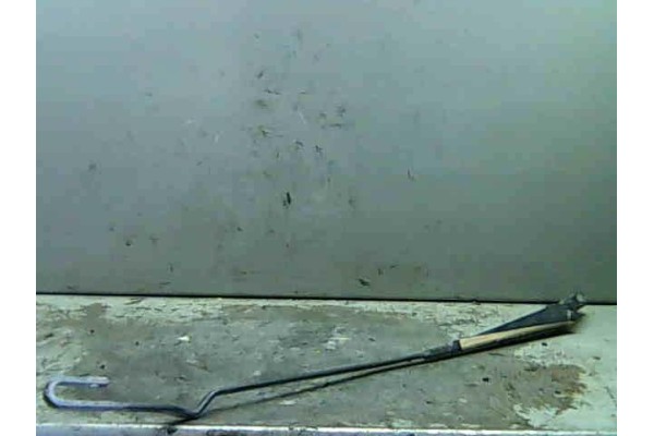 Recambio de brazo limpiaparabrisas delantero para volkswagen golf iii berlina (1h1)(1991) 1.6 referencia OEM IAM   
