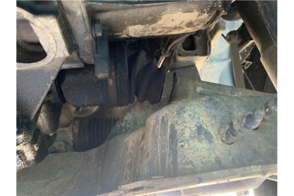 Recambio de palier delantero izquierdo para peugeot partner tepee 1.6 premium referencia OEM IAM 3272LW  