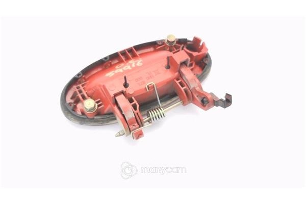 Recambio de maneta exterior delantero izquierda para hyundai lantra berlina (rd) 1.6 i referencia OEM IAM 8265029002  
