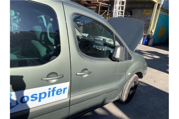 Recambio de puerta delantero derecha para peugeot partner tepee 1.6 premium referencia OEM IAM 9004Z6  