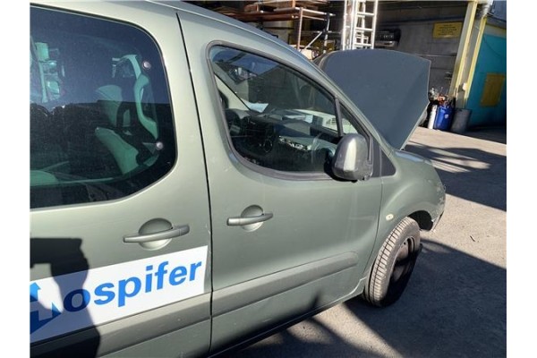 Recambio de puerta delantero derecha para peugeot partner tepee 1.6 premium referencia OEM IAM 9004Z6  