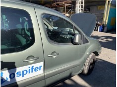 Recambio de puerta delantero derecha para peugeot partner tepee 1.6 premium referencia OEM IAM 9004Z6  