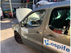 Recambio de puerta delantero izquierda para peugeot partner tepee 1.6 premium referencia OEM IAM 9831169780  