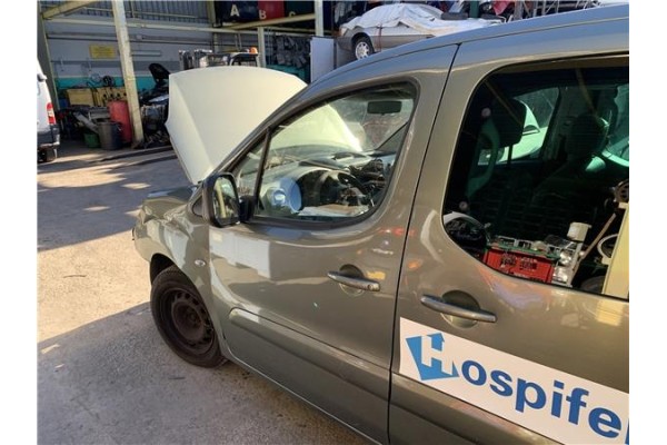 Recambio de puerta delantero izquierda para peugeot partner tepee 1.6 premium referencia OEM IAM 9831169780  