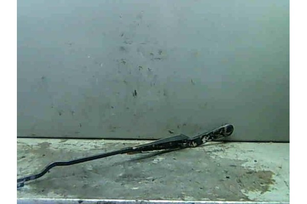 Recambio de brazo limpiaparabrisas delantero para volkswagen golf iii berlina (1h1)(1991) 1.6 referencia OEM IAM   