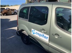 Recambio de puerta trasero derecha para peugeot partner tepee 1.6 premium referencia OEM IAM 9831169680  