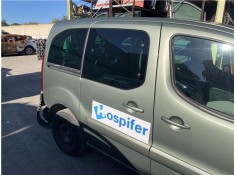 Recambio de puerta trasero derecha para peugeot partner tepee 1.6 premium referencia OEM IAM 9831169680  