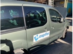 Recambio de puerta trasero derecha para peugeot partner tepee 1.6 premium referencia OEM IAM 9831169680  