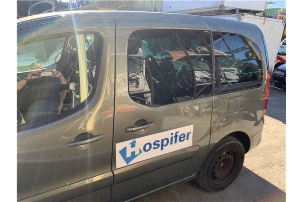 Recambio de puerta trasero izquierda para peugeot partner tepee 1.6 premium referencia OEM IAM 9831169780  