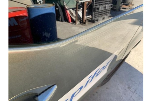 Recambio de puerta trasero izquierda para peugeot partner tepee 1.6 premium referencia OEM IAM 9831169780  