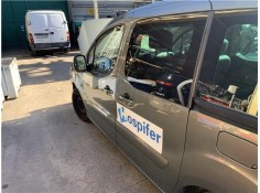 Recambio de puerta trasero izquierda para peugeot partner tepee 1.6 premium referencia OEM IAM 9831169780  