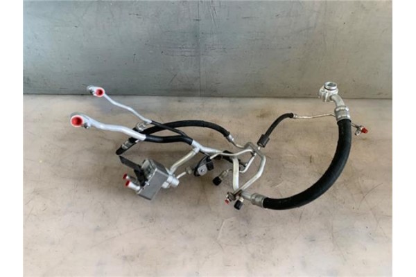 Recambio de tubos aire acondicionado para volkswagen golf vii (5g1/be1) híbrido gte referencia OEM IAM 8R0260696A 5Q0820031 