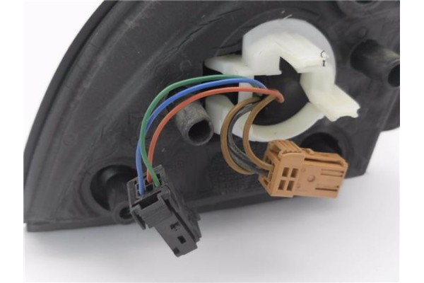 Recambio de retrovisor electrico izquierdo para peugeot partner combispace (5f) 1.6 hdi 90 referencia OEM IAM 232673075  