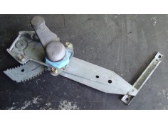 ELEVALUNAS MANUAL TRASERO IZQUIERDO 827014F900 
