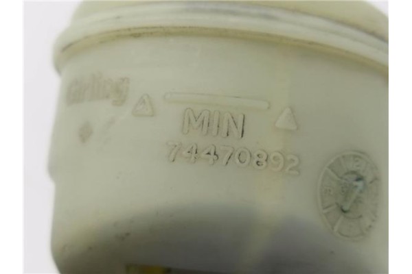 Recambio de bomba freno para nissan micra (k11) 1.0 referencia OEM IAM 74470892  