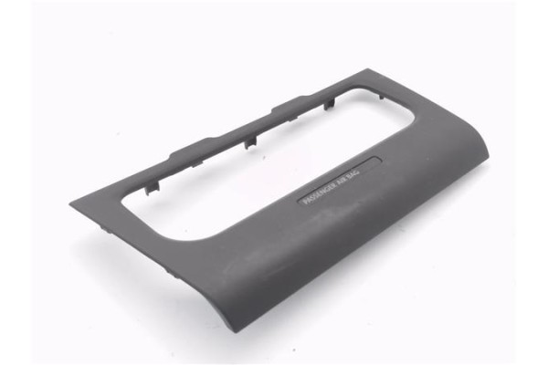 Recambio de embellecedor consola central para volkswagen golf vi (5k1) 1.4 advance referencia OEM IAM 5K0858071M  