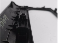 Recambio de embellecedor consola central para volkswagen golf vi (5k1) 1.4 advance referencia OEM IAM 5K0858071M  