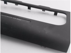 Recambio de embellecedor consola central para volkswagen golf vi (5k1) 1.4 advance referencia OEM IAM 5K0858071M  