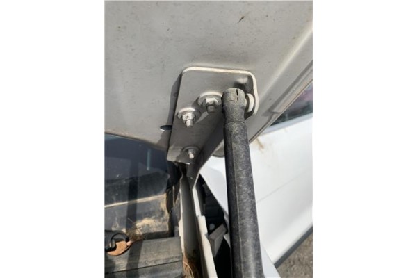 Recambio de bisagra capo izquierda para jaguar f-pace 2.0 r-sport awd referencia OEM IAM T4A1898  