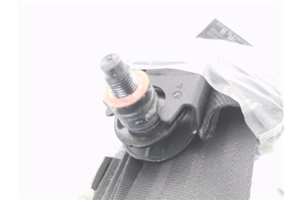Recambio de cinturon seguridad delantero derecho para hyundai i30 (gd) 1.4 base referencia OEM IAM 88810A6100 88820A6100 