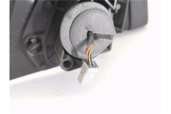 Recambio de retrovisor electrico derecho para mitsubishi colt cz3 berl. 5 (z30a) 1.3 (z35a, z33a, z34a) referencia OEM IAM 23263