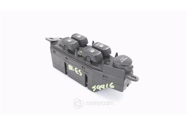 Recambio de mando elevalunas delantero izquierdo para hyundai lantra berlina (rd) 1.6 i referencia OEM IAM 9357029050  