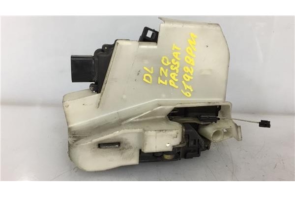 Recambio de cierre electromagnetico delantero izquierdo para volkswagen passat berlina (3b3) 1.9 tdi referencia OEM IAM 3B183701