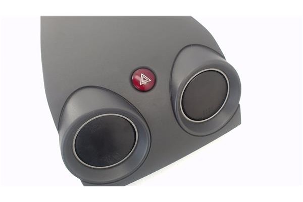 Recambio de rejilla entrada de aire para mitsubishi colt cz3 berl. 3 (z30) 1.5 di-d instyle referencia OEM IAM MR951746 JC345400