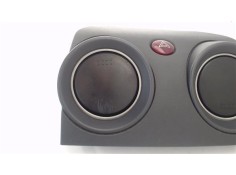 Recambio de rejilla entrada de aire para mitsubishi colt cz3 berl. 3 (z30) 1.5 di-d instyle referencia OEM IAM MR951746 JC345400