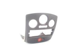 Recambio de embellecedor consola central para renault clio iii 1.5 dci (c/br1g) referencia OEM IAM 8200407765 8200469049 
