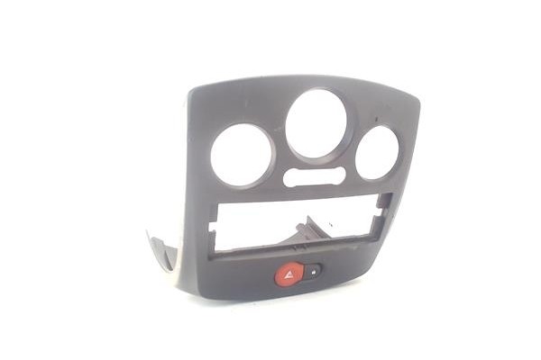 Recambio de embellecedor consola central para renault clio iii 1.5 dci (c/br1g) referencia OEM IAM 8200407765 8200469049 