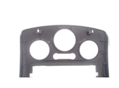 Recambio de embellecedor consola central para renault clio iii 1.5 dci (c/br1g) referencia OEM IAM 8200407765 8200469049 