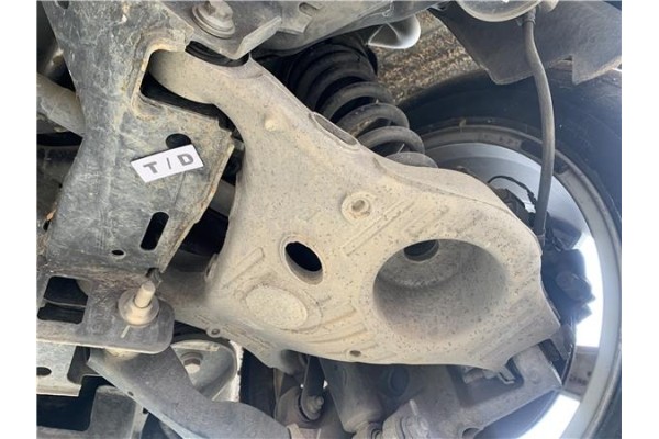 Recambio de brazo suspension trasero derecho para jaguar f-pace 2.0 r-sport awd referencia OEM IAM T4A4225  