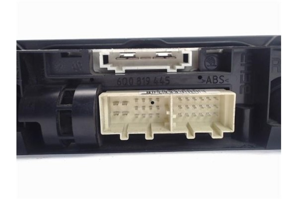 Recambio de mandos calefaccion / a.a. para volkswagen polo iv (9n1) referencia OEM IAM (6Q0820045E) (90151188/0005) 