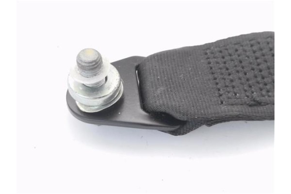 Recambio de anclaje cinturon trasero derecho para ford ka (ccu) 1.2 referencia OEM IAM 33033400  