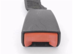 Recambio de anclaje cinturon trasero derecho para ford ka (ccu) 1.2 referencia OEM IAM 33033400  