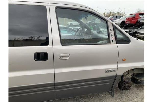 Recambio de puerta delantero derecha para hyundai h-1 furgón 2.5 crdi referencia OEM IAM 760044A302  