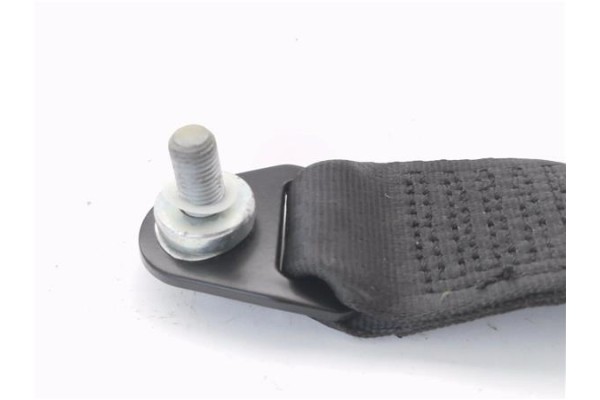 Recambio de anclaje cinturon trasero izquierdo para ford ka (ccu) 1.2 referencia OEM IAM 33033400  