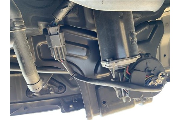 Recambio de motor limpiaparabrisas delantero para hyundai h-1 furgón 2.5 crdi referencia OEM IAM 981114A500  