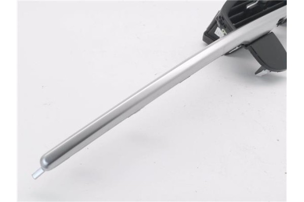 Recambio de rejilla entrada de aire para kia picanto (ja) 1.0 gdi drive 5mt referencia OEM IAM 84740G6AA0  