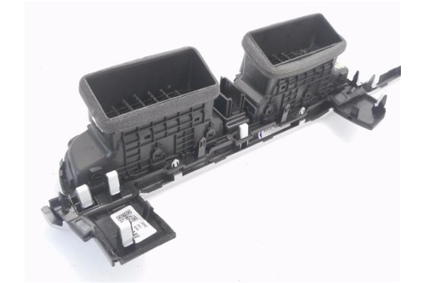 Recambio de rejilla entrada de aire para kia picanto (ja) 1.0 gdi drive 5mt referencia OEM IAM 84740G6AA0  