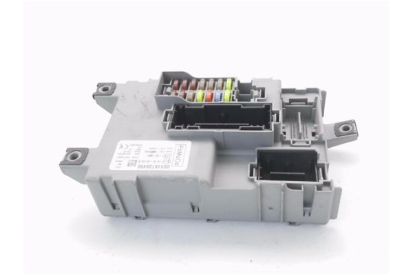 Recambio de caja fusibles/rele para ford ka (ccu) 1.2 referencia OEM IAM 00518735490  