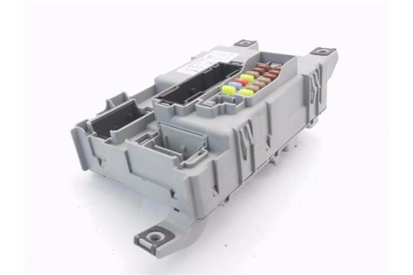Recambio de caja fusibles/rele para ford ka (ccu) 1.2 referencia OEM IAM 00518735490  