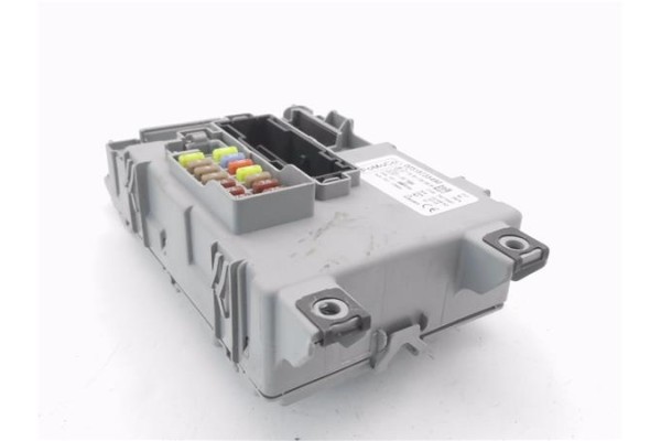 Recambio de caja fusibles/rele para ford ka (ccu) 1.2 referencia OEM IAM 00518735490  