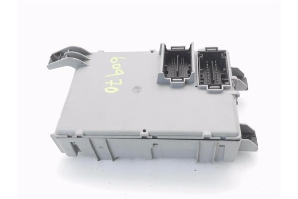 Recambio de caja fusibles/rele para ford ka (ccu) 1.2 referencia OEM IAM 00518735490  