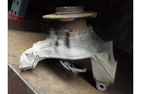 Recambio de mangueta delantero derecha para bmw serie 1 berlina (e81/e87) 2.0 120d referencia OEM IAM   