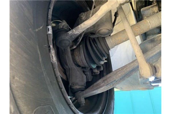 Recambio de mangueta delantero izquierda para peugeot partner tepee 1.6 premium referencia OEM IAM 364696  